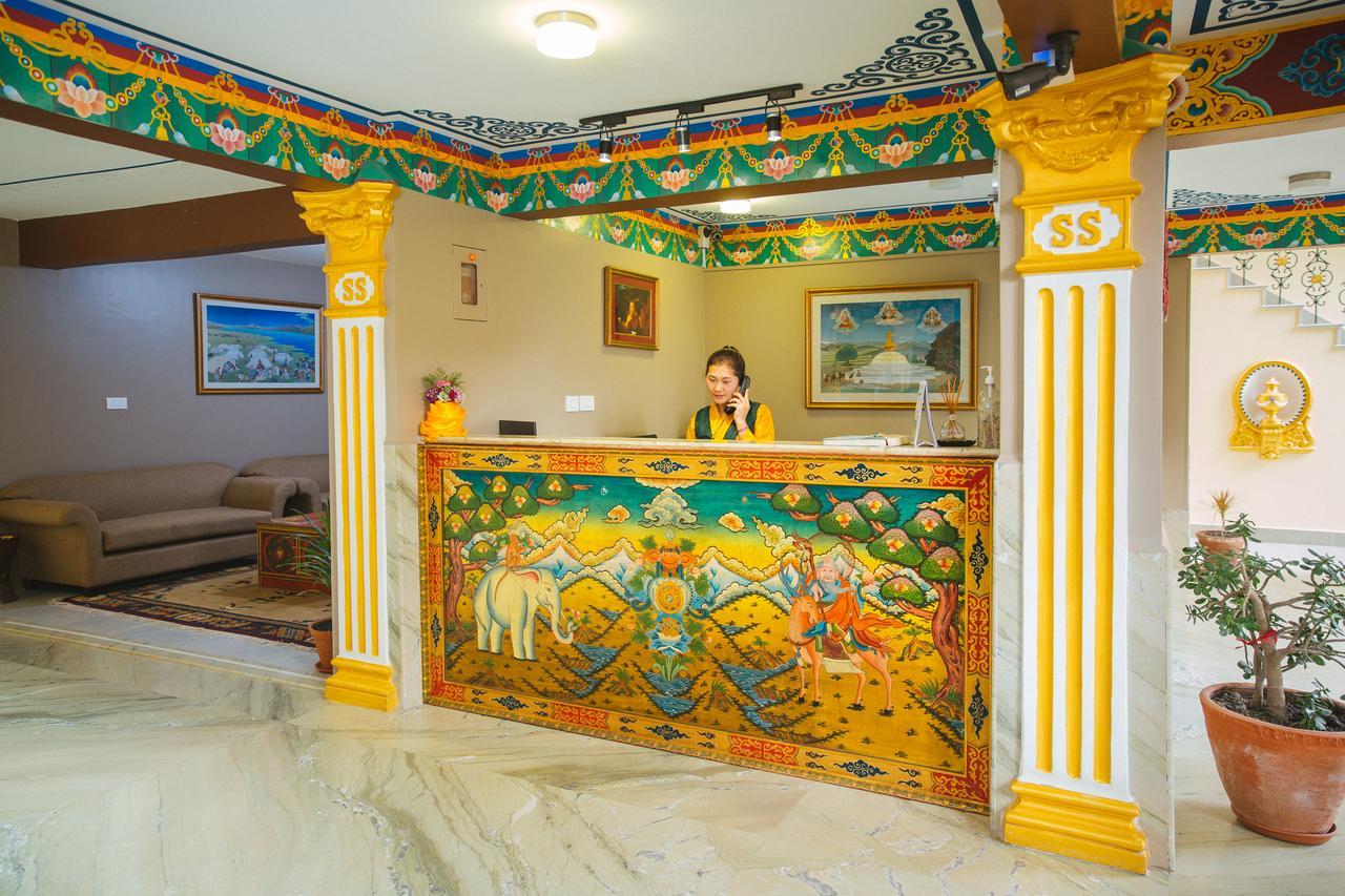 Hotel Lotus Gems Катманду Екстер'єр фото